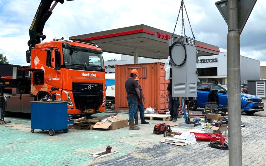 Eerste Siemens SICHARGE D 400kW laadstation van Nederland staat bij Van Dijk Trucks in Culemborg!