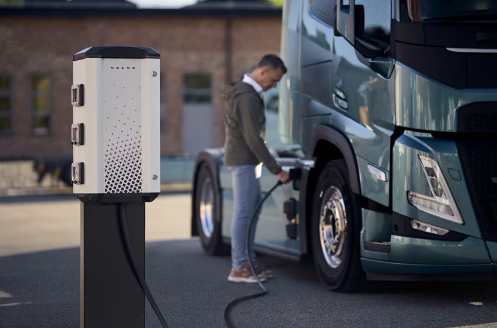 Volvo introduceert nieuwe service voor het opladen van elektrische trucks